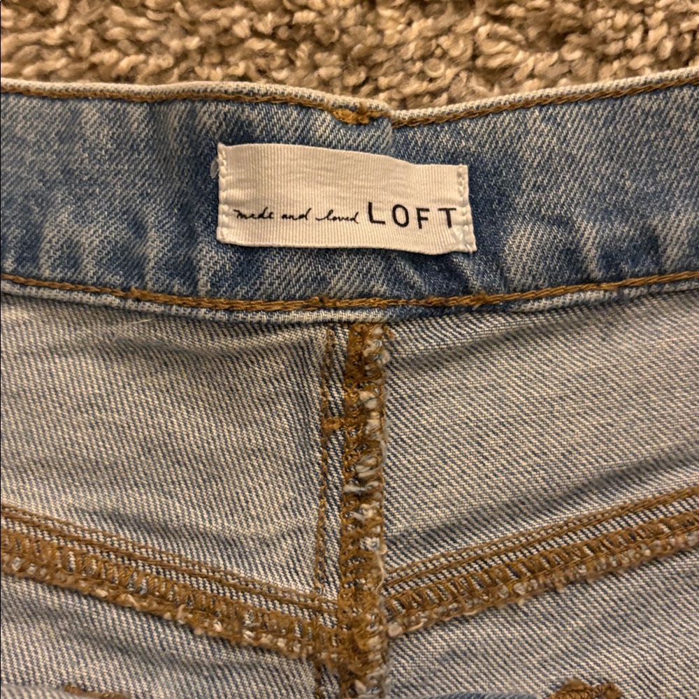 LOFT Jean Shorts - Picture 2 of 4